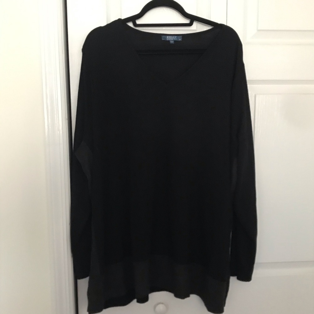 Clinton Kelly top